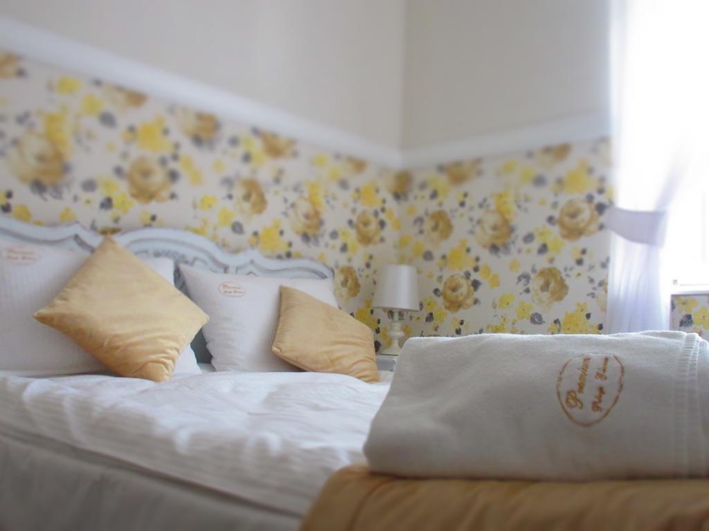 Premium - Bed & Breakfast Malbork Bagian luar foto